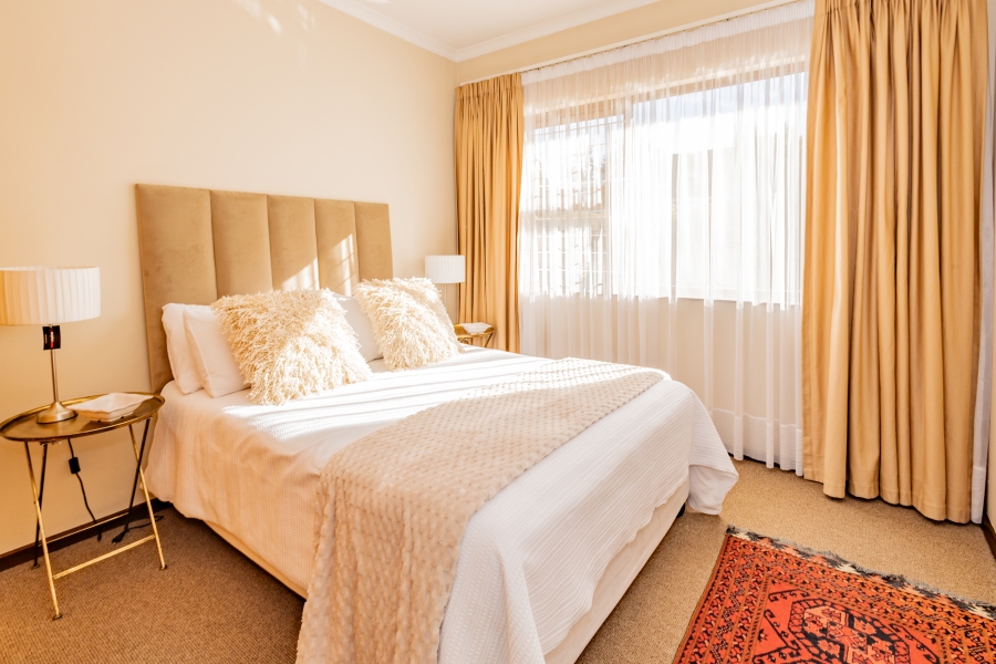 4 Bedroom Property for Sale in Sonstraal Western Cape